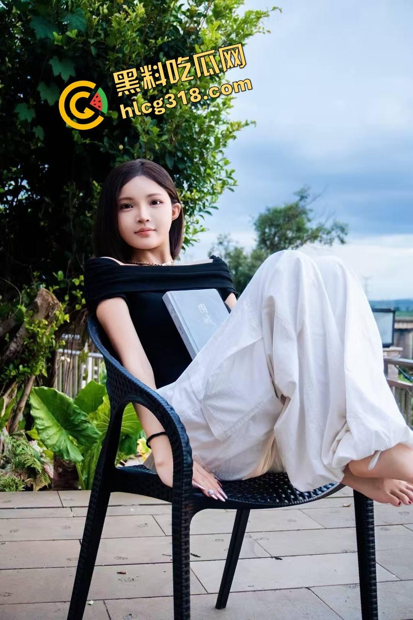 苏州城北小区少妇『李婉儿』爆操时被一边日一边扇脸打奶，脸跟奶子都被打红了还浪叫，这炮情绪拉满！-3