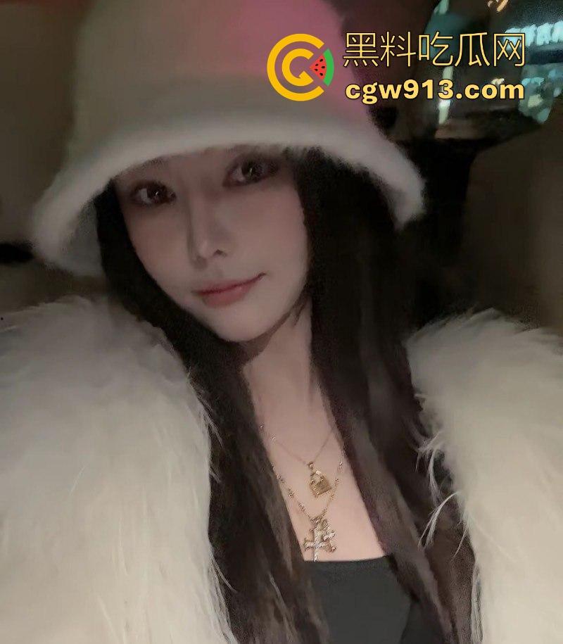 抖音御姐网红【萨琪拉不姓萨】榜一大哥重金包养，S级曲线细腰翘臀，被爆操大骚逼，私密性爱视频泄露！-4