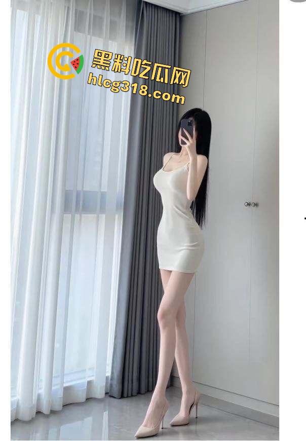 后入有多顶？看到那骚屁屁撞击弹起来，99%男人当场缴械，女友自己动最要命，后入反弹那一下你能挺多久？-8