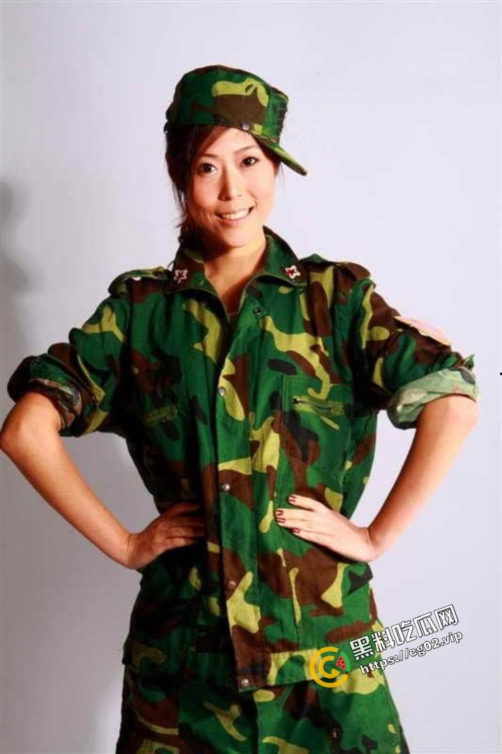 《百度云泄密流出》天津工业大学 模特【王真】外表优雅高冷  实则内心闷骚放浪38P+1V-19