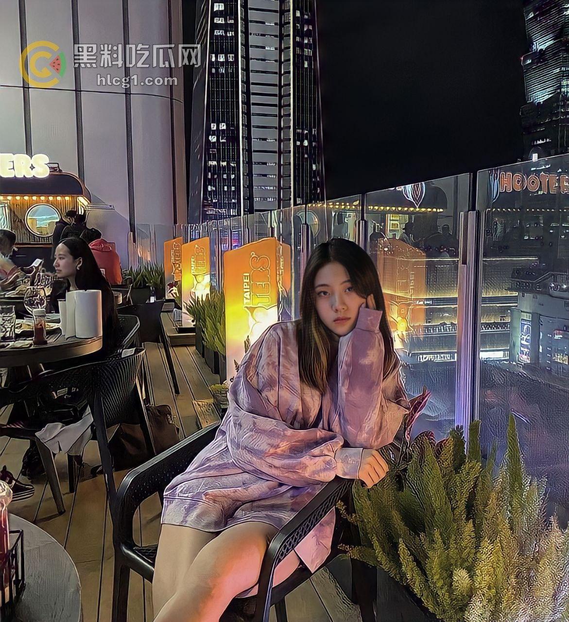 台湾高颜值嫩妹冷漠外表下隐藏的狂野秘密，竟然是个活色生香的婊子-3