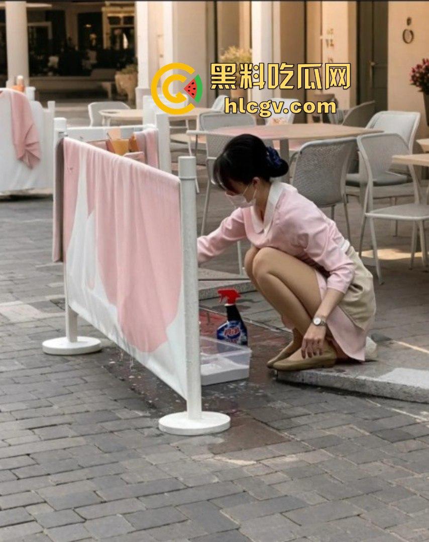 空姐都没这骚！好利来黑丝小姐姐被玩疯了！工装直接干成情趣服，肉丝长腿一顿爆操，想想都上头！-38