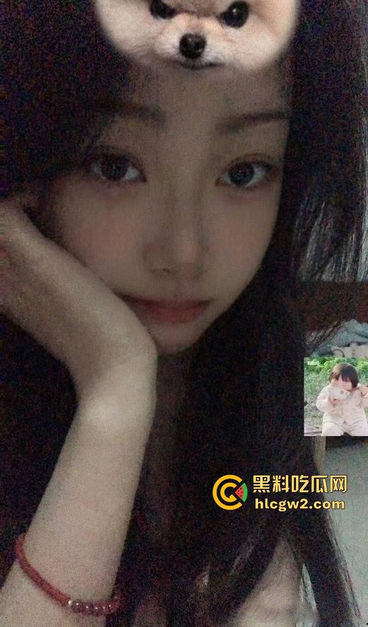 大神1300元约厦门科技信息大三学姐玩3P视频流出 有男友还敢酒吧微醺后乱来，酒店全程玩到高潮停不下来！-24