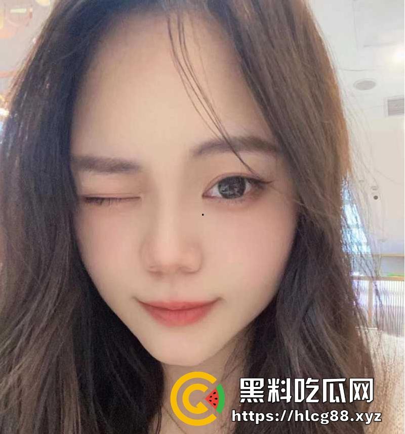 瓜友投稿！抖音同城认识的反差婊【颜晓然】皮肤白嫩大奶迷人 首次约炮主动上位 大白屁股真诱惑啊-4