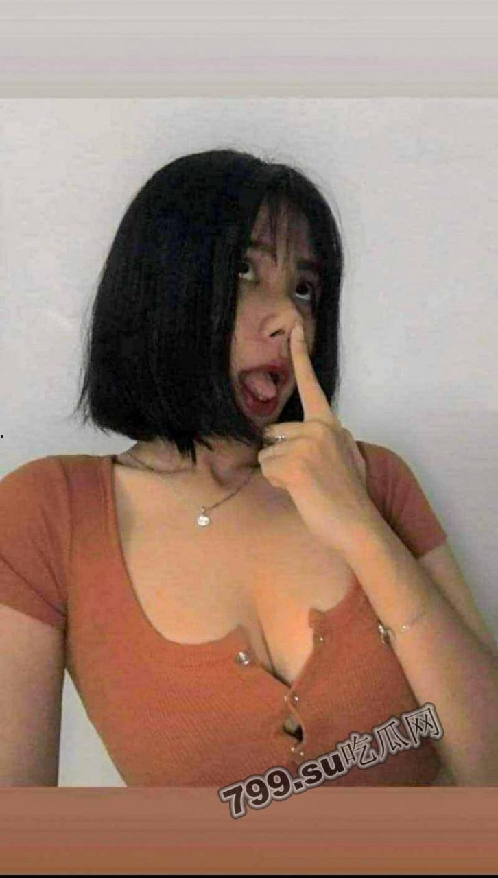 【精品泄密】越南超嫩反差舞蹈系学生妹 巨乳马甲线身材超棒 大量私拍流出-33