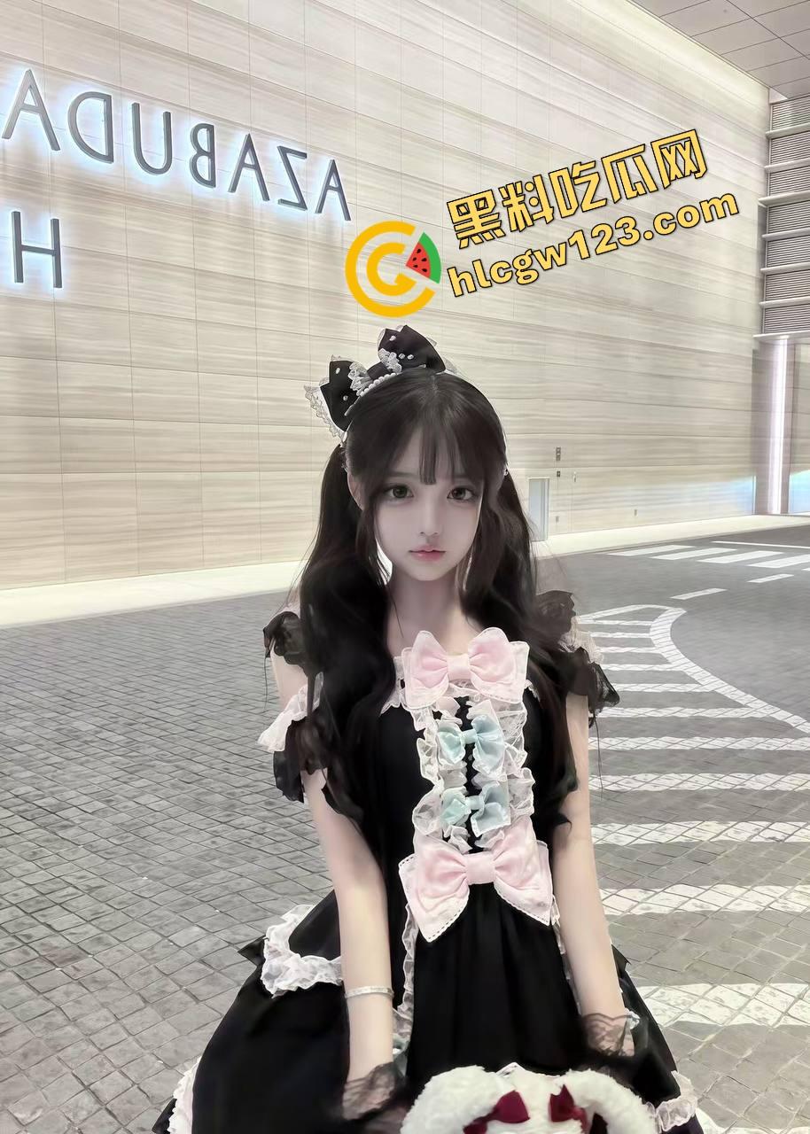 听话小母狗大学妹被包养全过程曝光，奶小屁股翘，一吃就出水操她比吃燕窝补，水多叫甜不粘人！-3