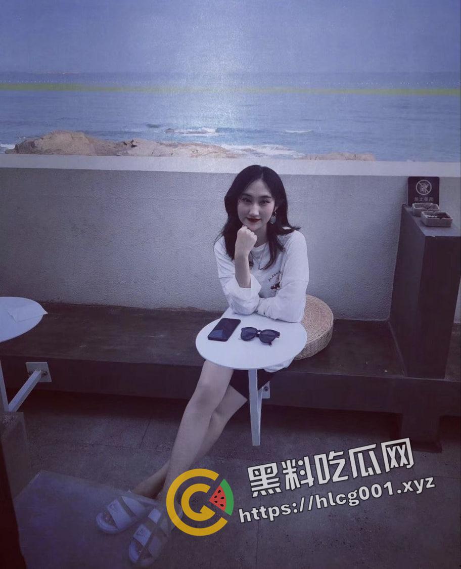 经典永流传！反差婊【李苗】男友视角的性爱记录 温暖的笑容和颤抖的骚穴 今晚就你了-2