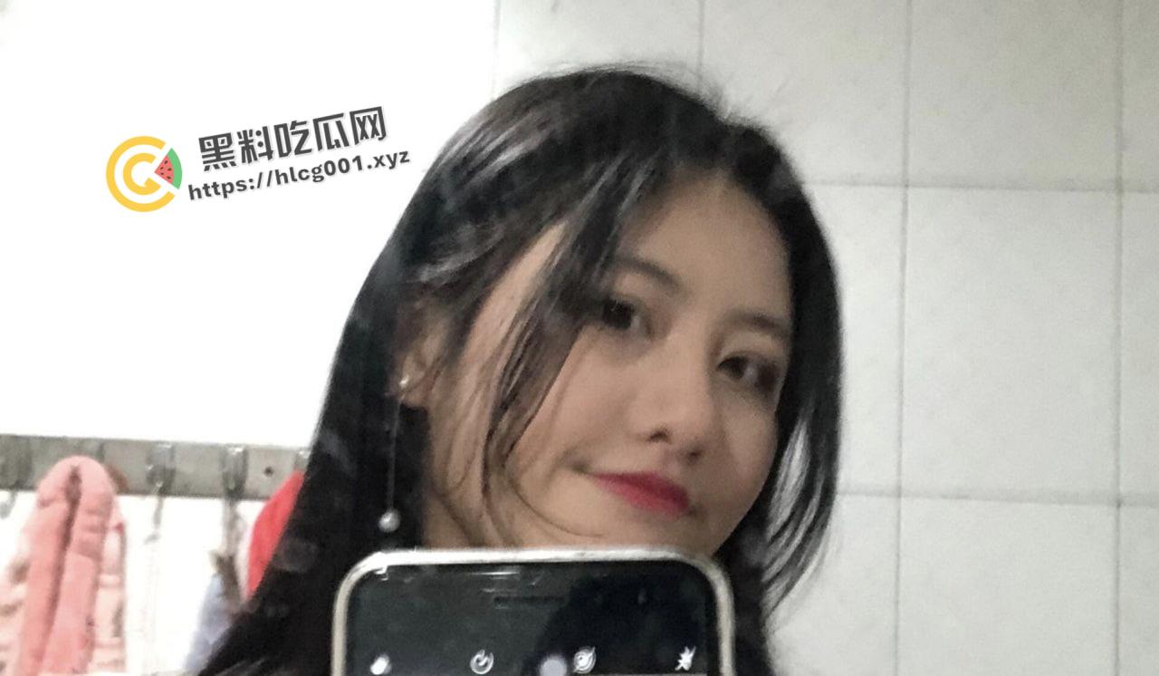 经典永流传！反差婊【李苗】男友视角的性爱记录 温暖的笑容和颤抖的骚穴 今晚就你了-8