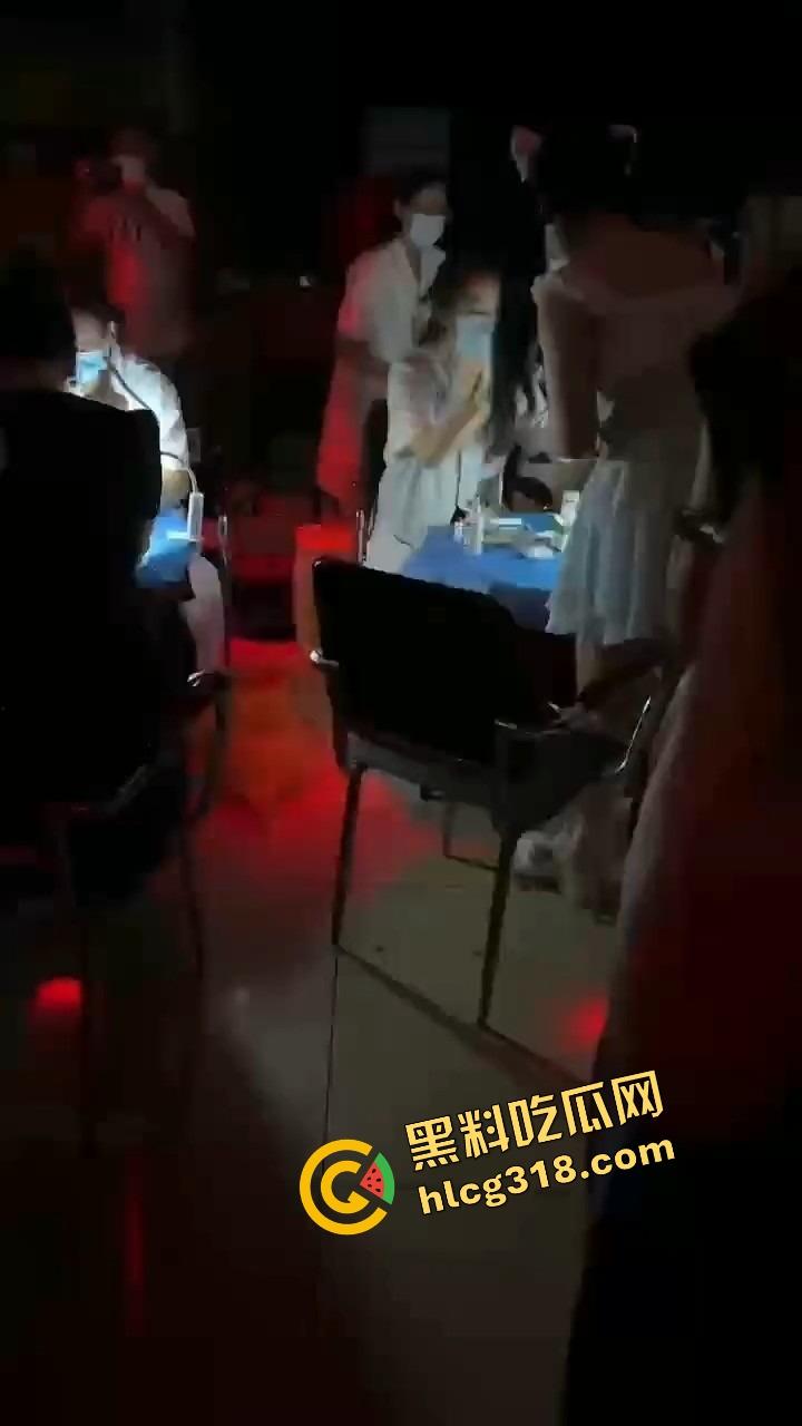 成都莎莎舞舞厅惊现毒逼传播链，一晚十几人上手，事后抽血查出问题，淫乱背后藏着毒液与绝症！-13