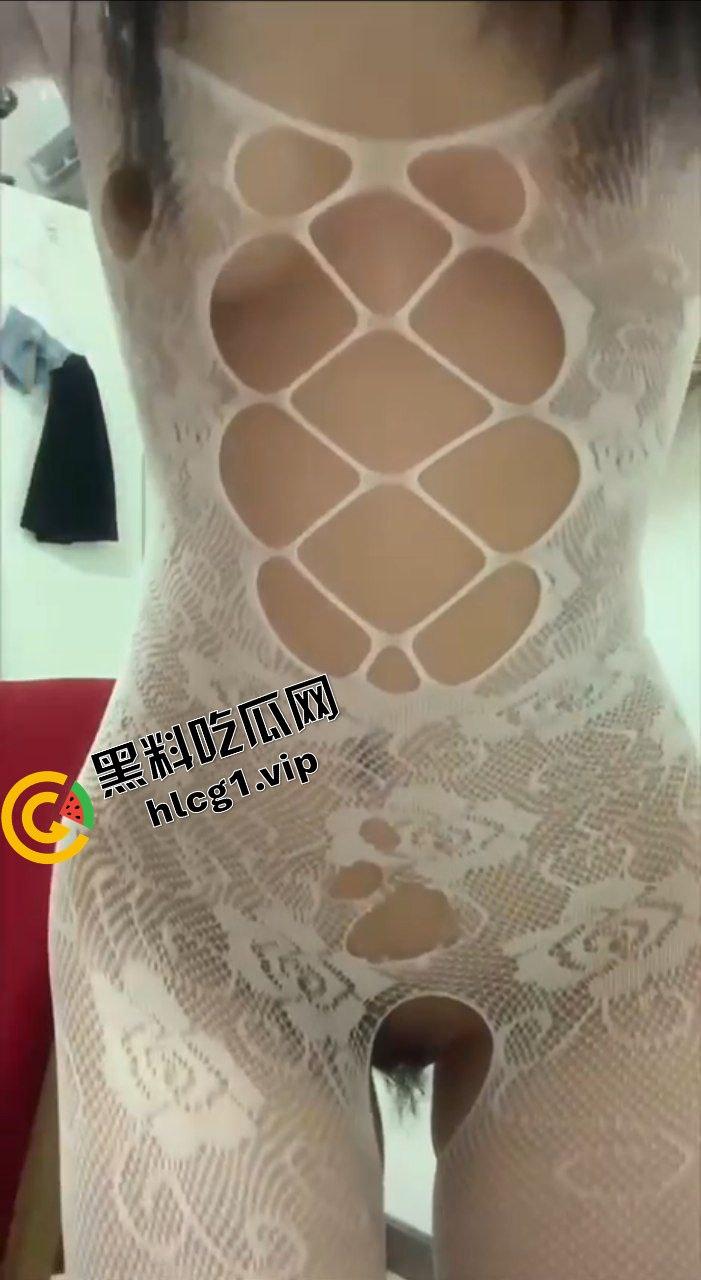 快手271万粉丝大网红『吴希诺』榜一大哥 1对1福利自慰课程 遭泄密流出！-11