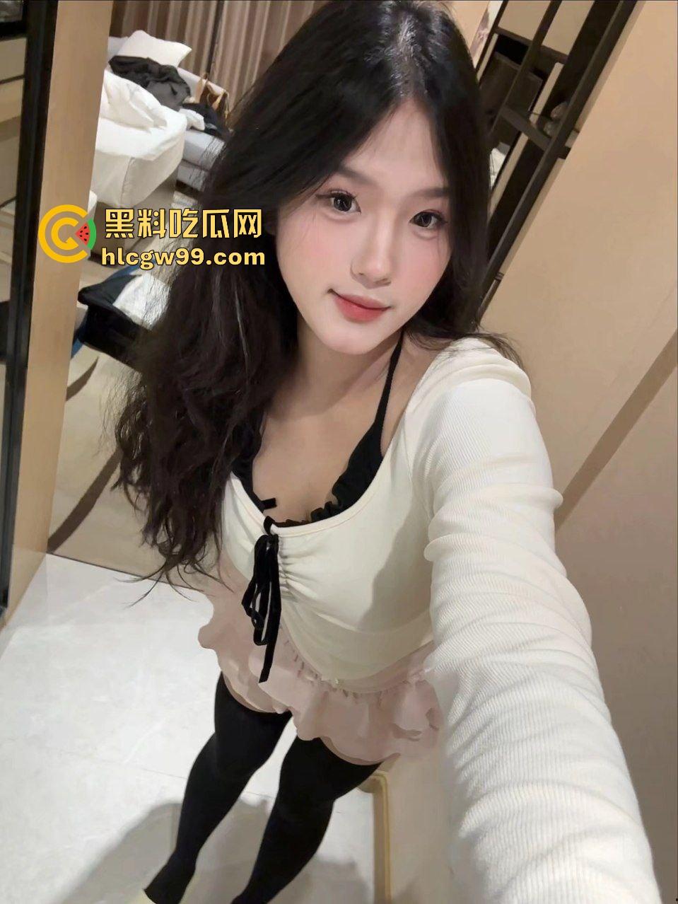 抖音甜御反差婊骚货，抖音线上私信约炮单男，线下面基至酒店黑丝暴力后怼骚逼！独家流出！-2