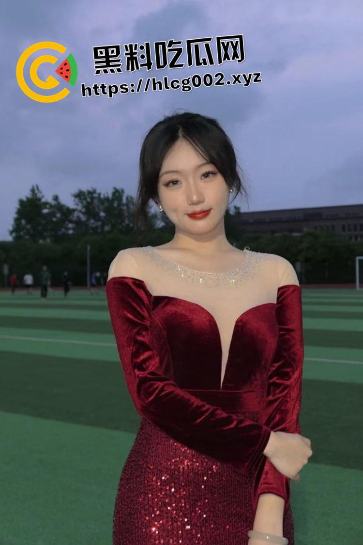 上海思博职业技术学院著名校园肉便器【葛欣怡】在上海瑞金医院实习却时常在外约炮！-1