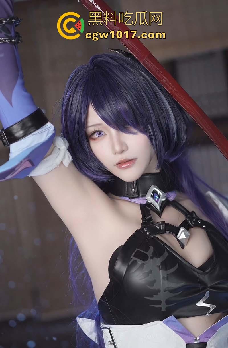 抖音高颜值COS网红【柠好不好】被曝光大尺度不雅视频曝光，漫御姐萝莉甜美撩粉，极品嫩穴馒头肥鲍一览无余！-5