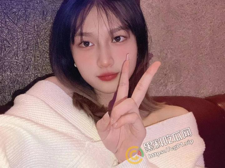 长沙理工大学 大三 00 后反差婊 刘思汝 包养圈做单子 拿到钱就跑路玩消失 大佬曝光骚逼 学生证 性爱视频流出-5