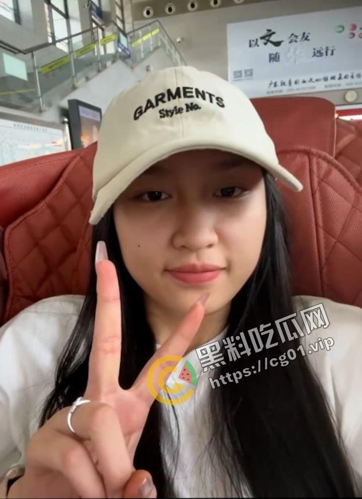 长沙理工大学 大三 00 后反差婊 刘思汝 包养圈做单子 拿到钱就跑路玩消失 大佬曝光骚逼 学生证 性爱视频流出-6