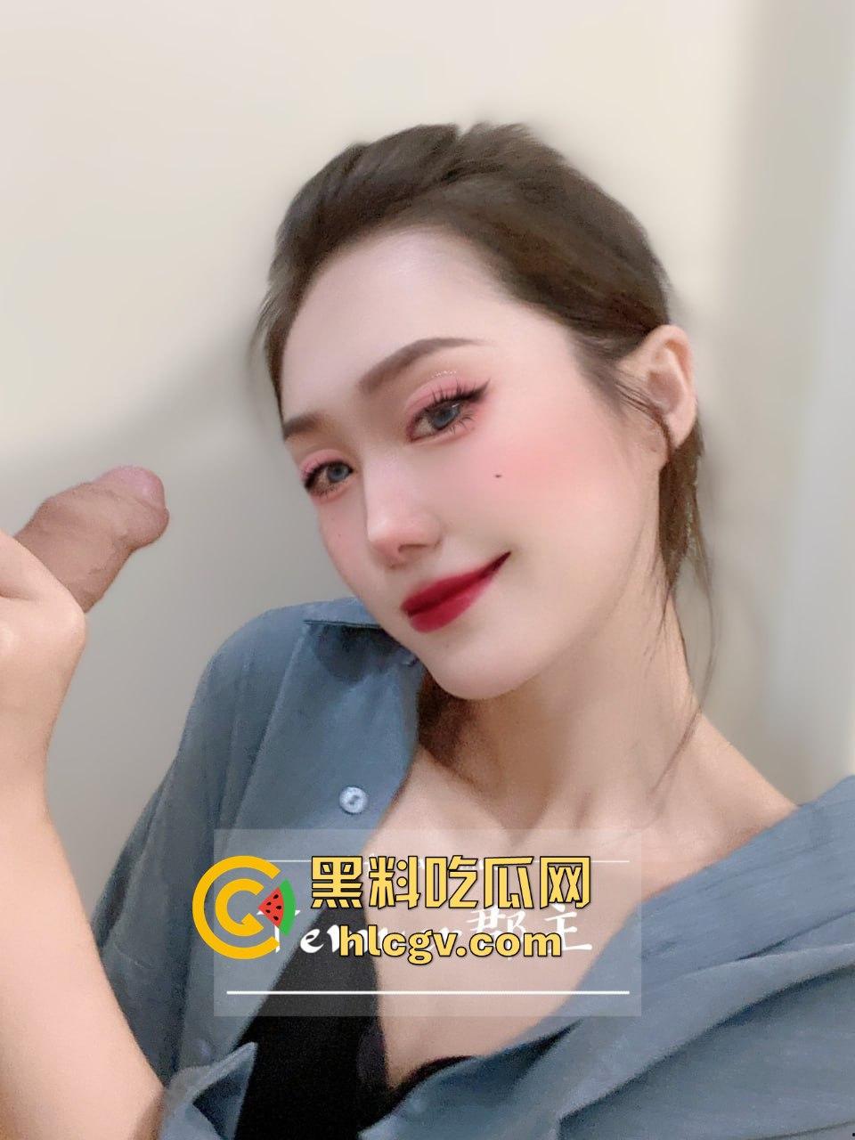 高颜值女神『Temuer郡主』北京颜控绿帽夫妻痴迷3P换妻无底线，御姐的疯狂鸡巴收集打卡之旅！-28