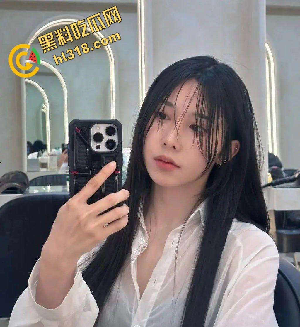 台湾网红女警【曾羽榛】,被男友偷拍性爱视频,并发到网上高价售卖,巨乳尤物床上淫荡姿态火爆全网!-6