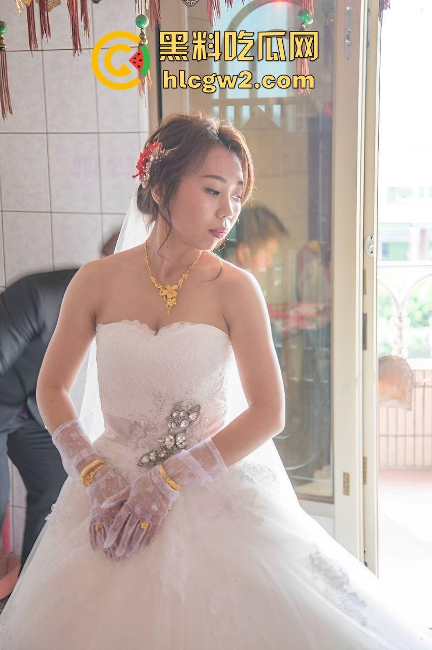 台湾已婚嫩妹【周雨婷】偷吃前男友 酒店约炮被现任老公堵个正着 不雅视频流出 叫床甜得像个发情母狗！-4