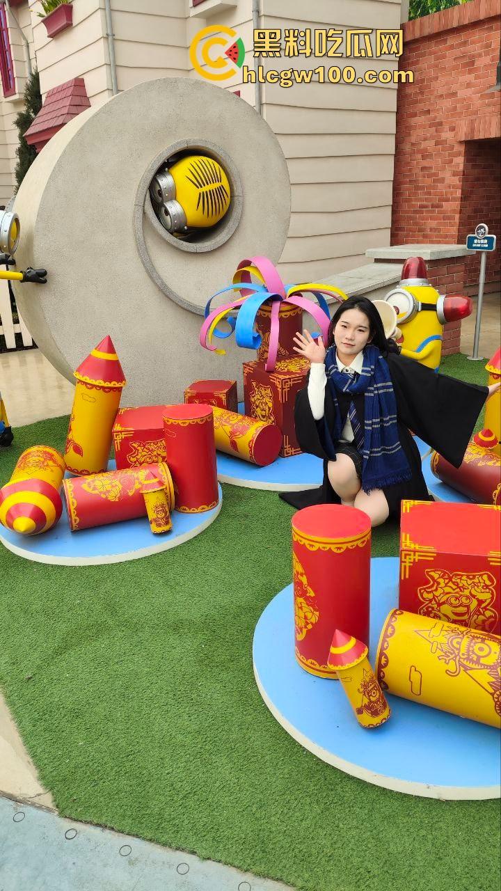 宜春学院法学骚母狗【彭云颢】丰乳肥臀百人斩，天天裸聊钓男大，玩转采阳补阴，骚穴永远不饱！-5