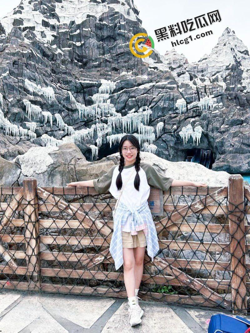 湖北文理学院女大学生『程江怡』被渣男前男友背刺 私拍性爱视频曝光-5