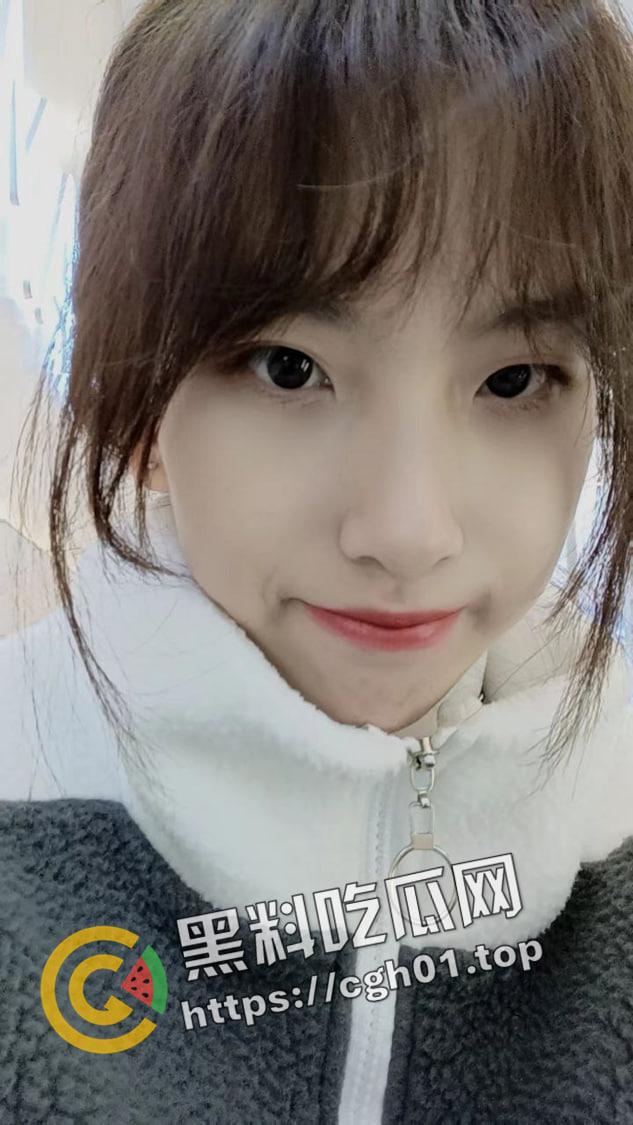 烟台理工学院母狗【安兆晨】反差婊装清高 叫声又浪又骚 自慰揉奶子勾引男人视频被流出-3