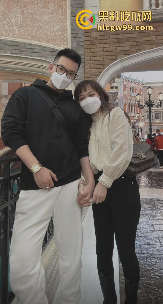 千万粉丝网红【吃不饱仨战士小翔】性爱视频泄密，与女友疯狂大战，露脸自拍玩到极致，性瘾之强让人羡慕！-2