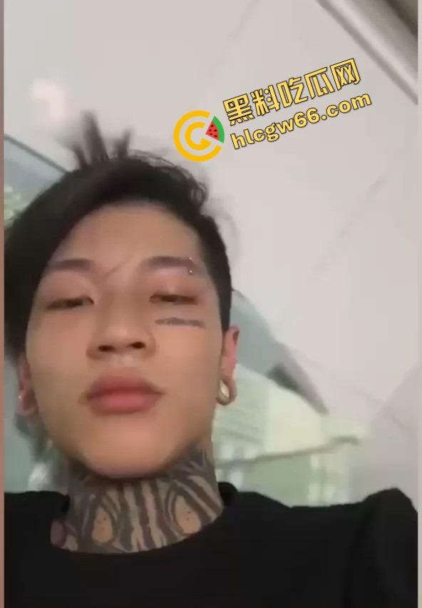 广东韶关南雄县【范宇辰】被女友万字长文实锤控诉,为钱吃软饭当小白脸,倒贴男的被后入,献身搞基舔屁眼!-6