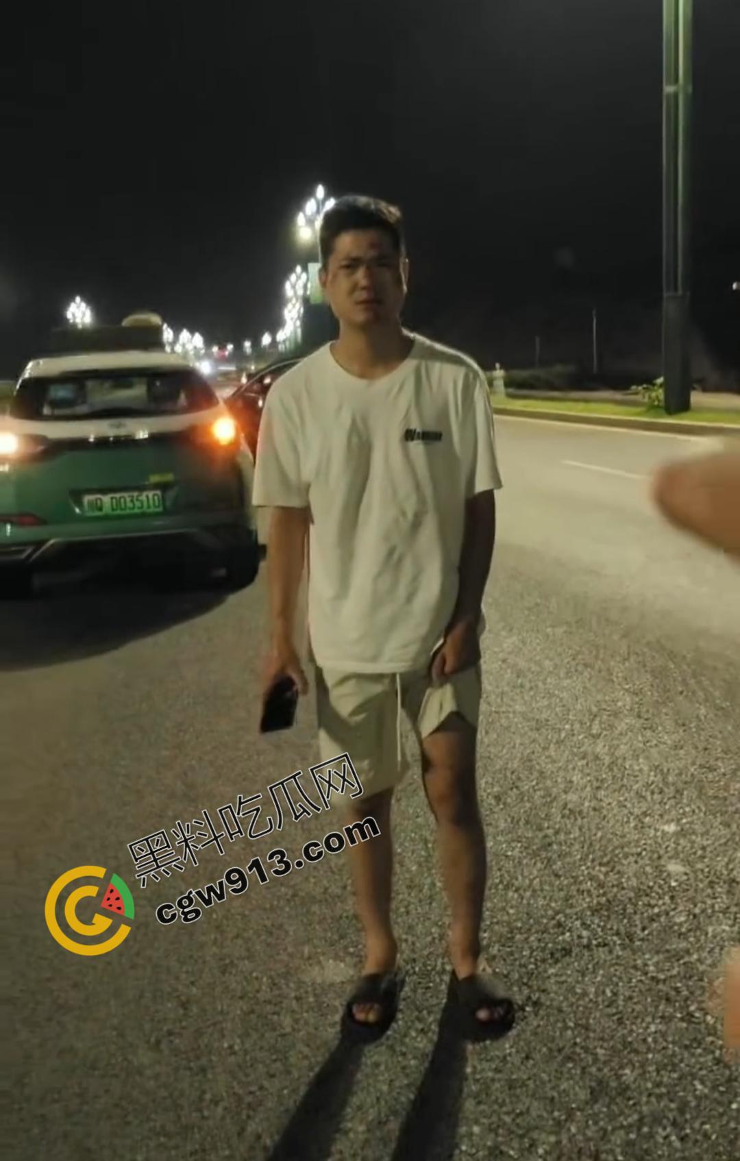 四川男子疯狂跳车险酿惨剧!网约车司机害怕惹祸赶紧录视频自保,惨烈撞脸引发全网热议-8