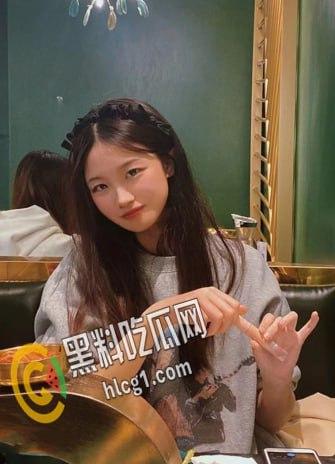 上海财经大学会计学院女神 袁媛 性爱私拍流出 多姿势酒店场景爆操粉嫩骚穴 粗口高频抽插爽到胡言乱语！-7