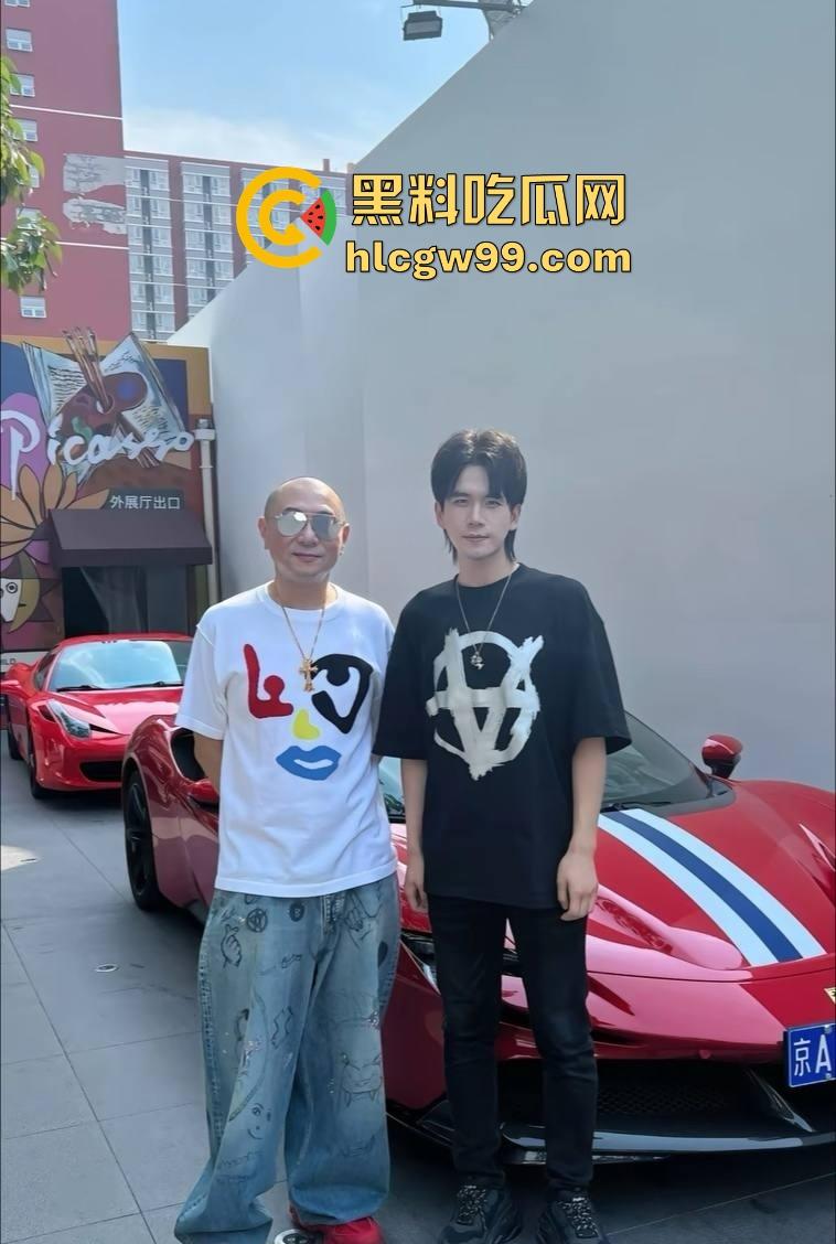 东北名媛【刘馨潞】脚踩三条船，超跑玩家轮流当备胎，三个富哥争风吃醋拼逼斗法这瓜够甜！-24