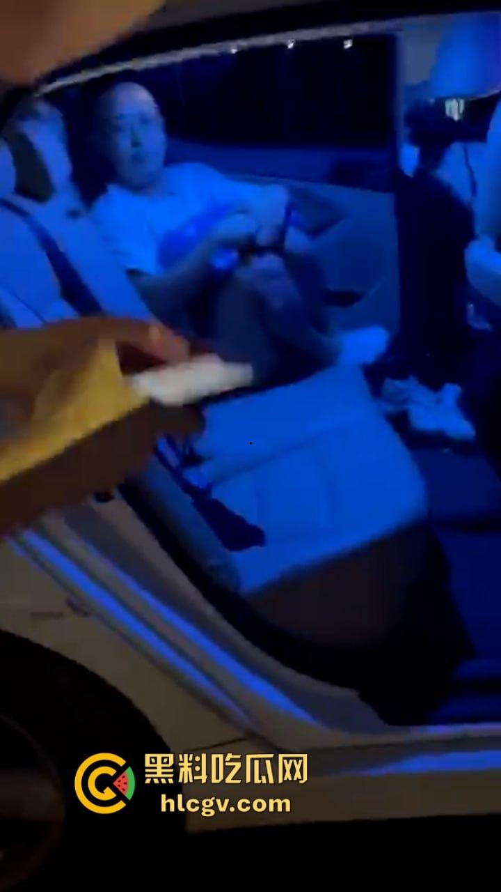 广东清远女幼师唐佳瑶与粤R-RL117车主偷情被抓现行 车震视频火遍朋友圈-7