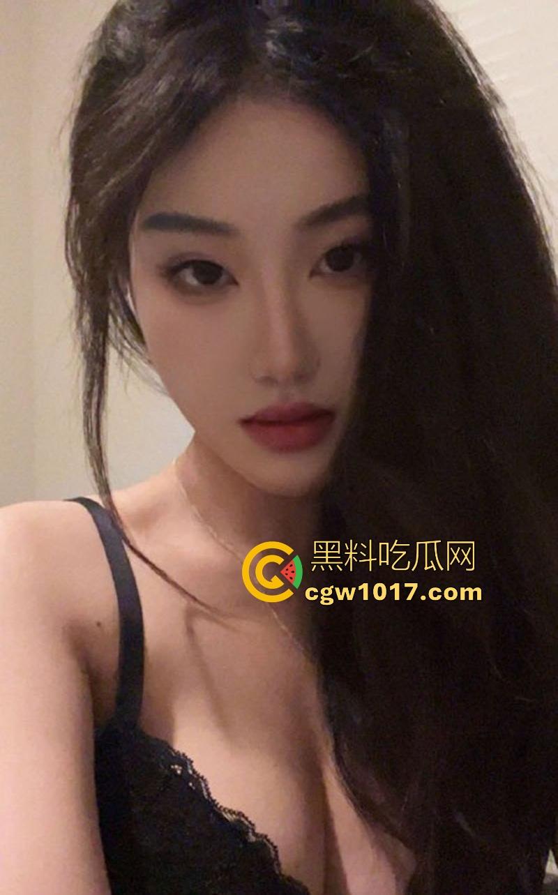 富二代约炮调教深圳极品车模，高颜值御姐化身小骚猫，SM捆绑足交贞操笼轮番上阵，白虎嫩穴无套狂操。很反差!-1