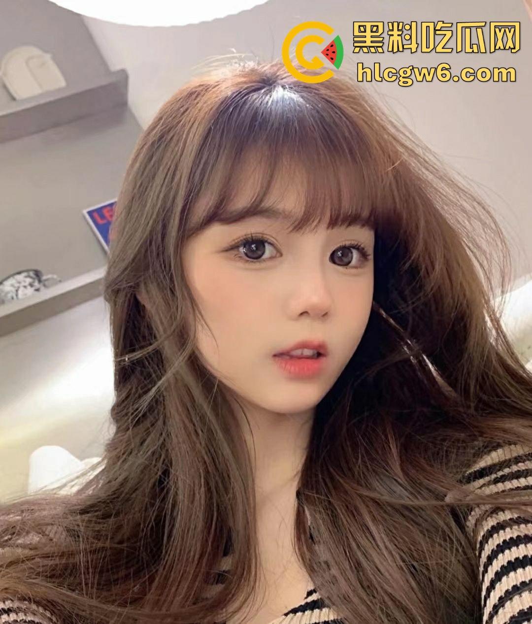 抖音操逼大神『暴力三刀』每日一啪，约极品嫩妹无套猛操，大学生妹子戴眼罩口爆后入，记录生活给兄弟共享！-16