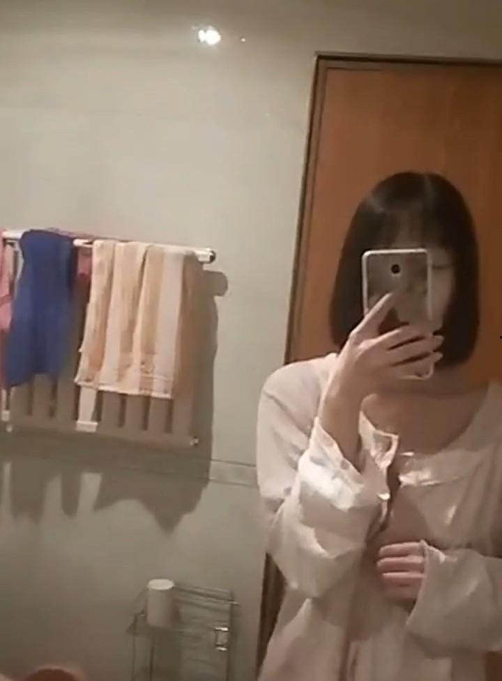 广州理工大学大二短发母狗【李梦伊】遭渣男PUA 脸穴同框视频曝光，反差感爆棚！-2