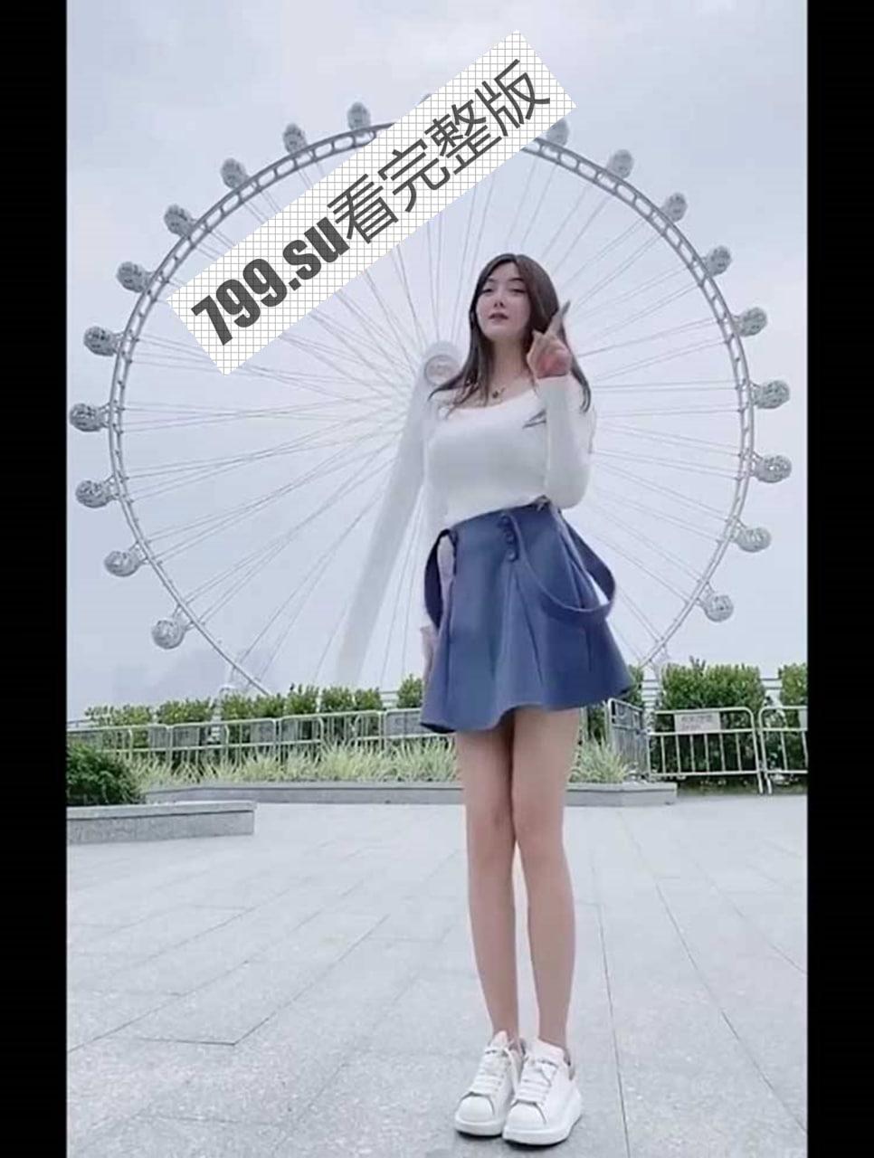 极度反差！上海音乐学院爆乳音乐老师 抖音只拍成人版 没想到私下那么淫荡-6