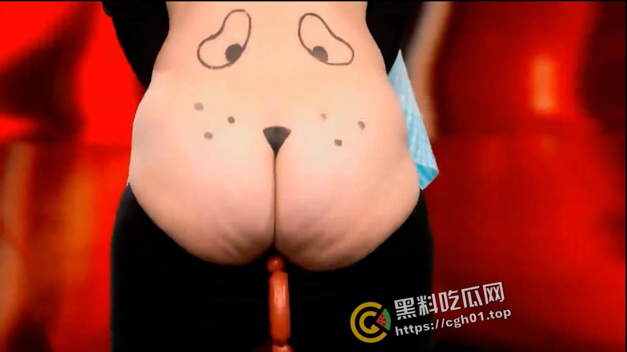 德国真人秀 少妇表演骚穴吸香肠 这么长全都吸进去了  老外太会整活了-4