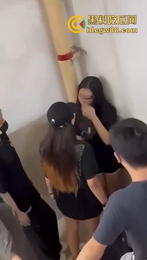 香港少女遭童党围殴,被十几人包围狂扇耳光,事隔半年才敢报警,霸凌太嚣张了吧?-4