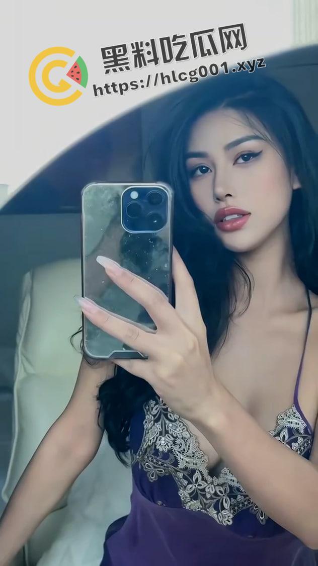 推特烧鸡下岗再就业！开盒【李嘉欣】屁股翘的能把人魂都夹出来 满分烧鸡-8